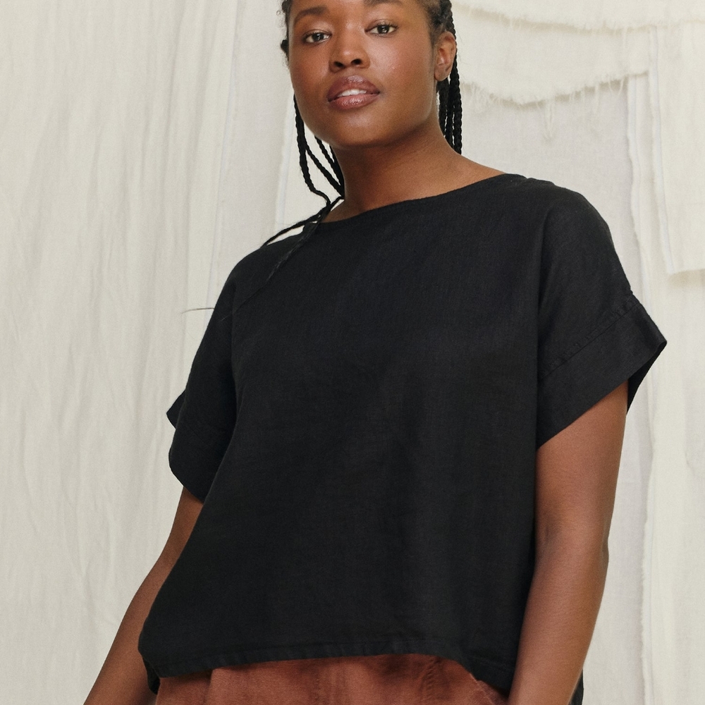 Elizabeth Suzann Black Linen Georgia